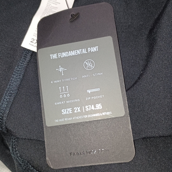 NWT Womens Fabletics Fundamental 4 Way Stretch Black Pants Size 2X 2XL XXL - Picture 12 of 12